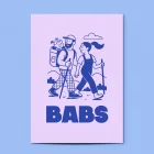 Detail van geboortekaartje Babs met papa die de baby in de draagrugzak meedraagt en mama met wandelstok